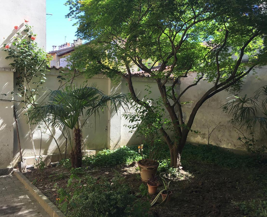 Casa Nel Borgo Vicinissima Al Centro Di Torino Apartment Bagian luar foto