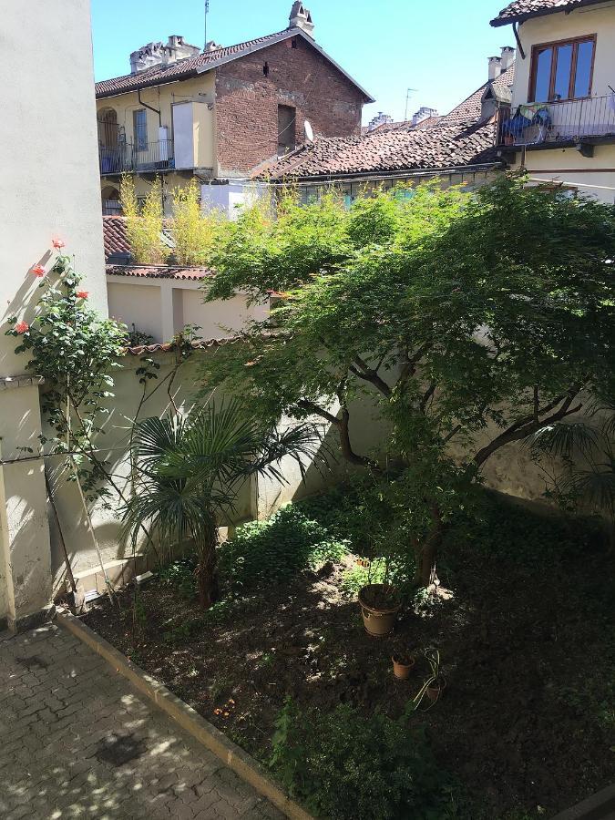 Casa Nel Borgo Vicinissima Al Centro Di Torino Apartment Bagian luar foto