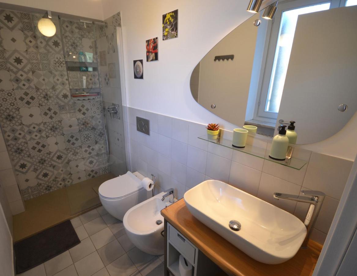 Casa Nel Borgo Vicinissima Al Centro Di Torino Apartment Bagian luar foto