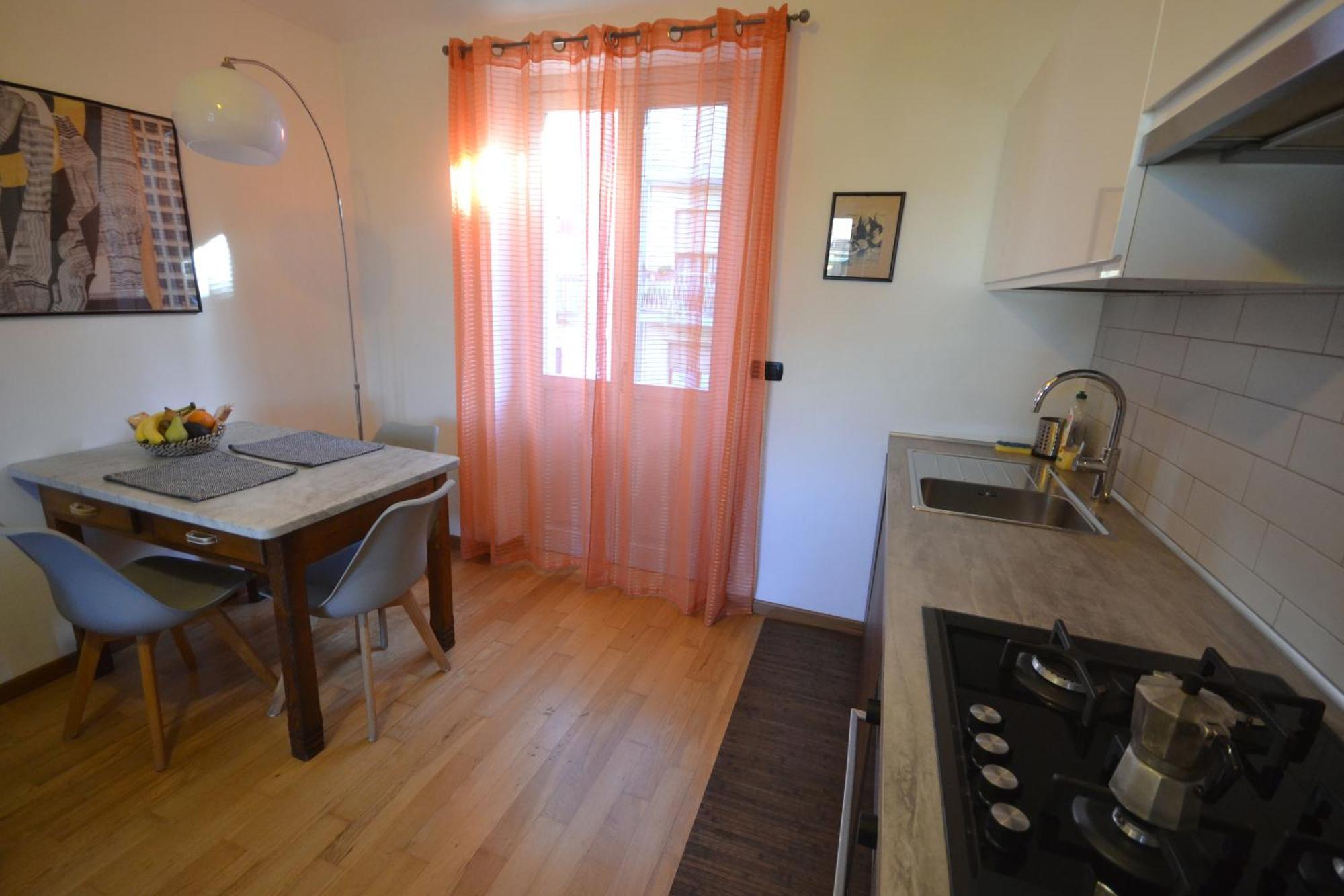 Casa Nel Borgo Vicinissima Al Centro Di Torino Apartment Bagian luar foto